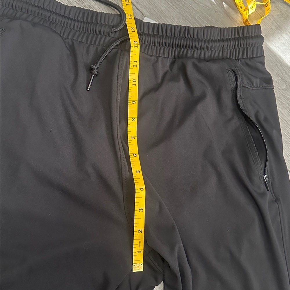 G Gradual Men's Sweatpants with Zipper Pockets
Size Large - Picture 6 of 7